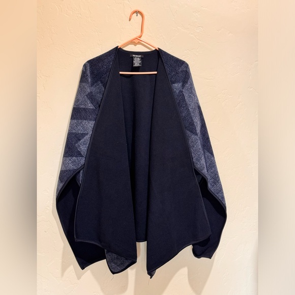 Blue Patterned Cape - Picture 5 of 5